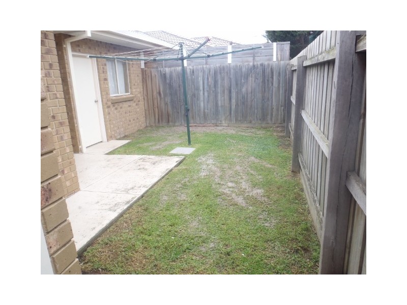 1/19 Silverdene Avenue, Sydenham VIC 3037