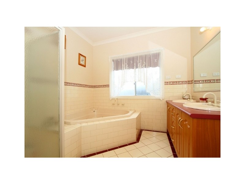 125 Pecks Road, Sydenham VIC 3037