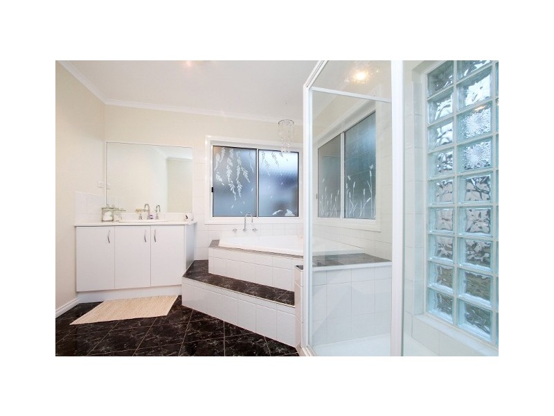 64 Chisholm Drive, Caroline Springs VIC 3023