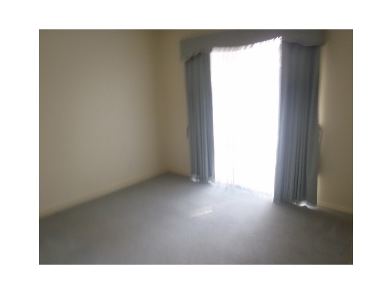 5 Corama Court, Sydenham VIC 3037