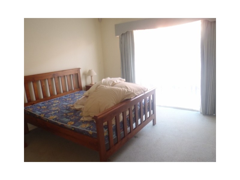 5 Corama Court, Sydenham VIC 3037