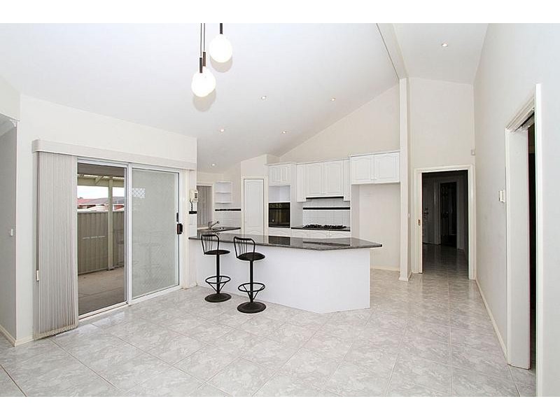 1 Munjong Place, Delahey VIC 3037