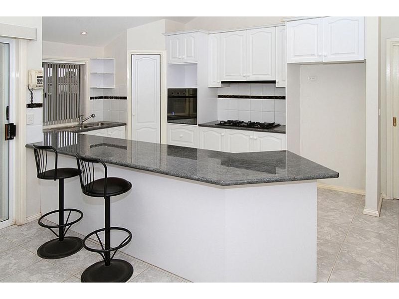 1 Munjong Place, Delahey VIC 3037