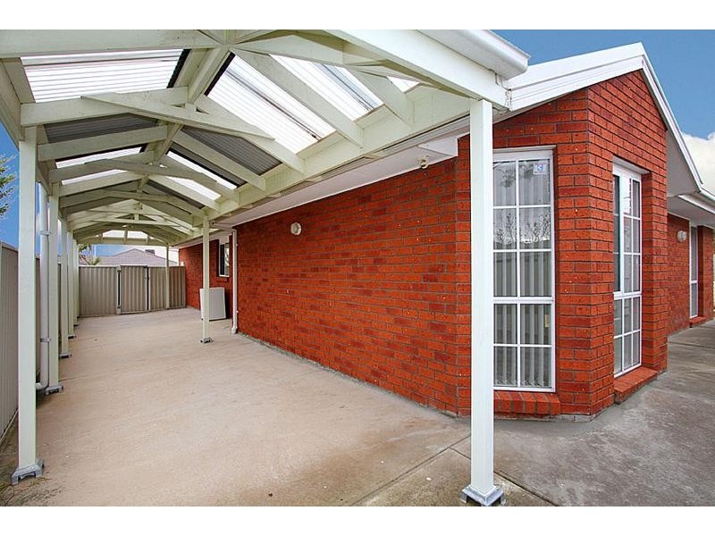 1 Munjong Place, Delahey VIC 3037