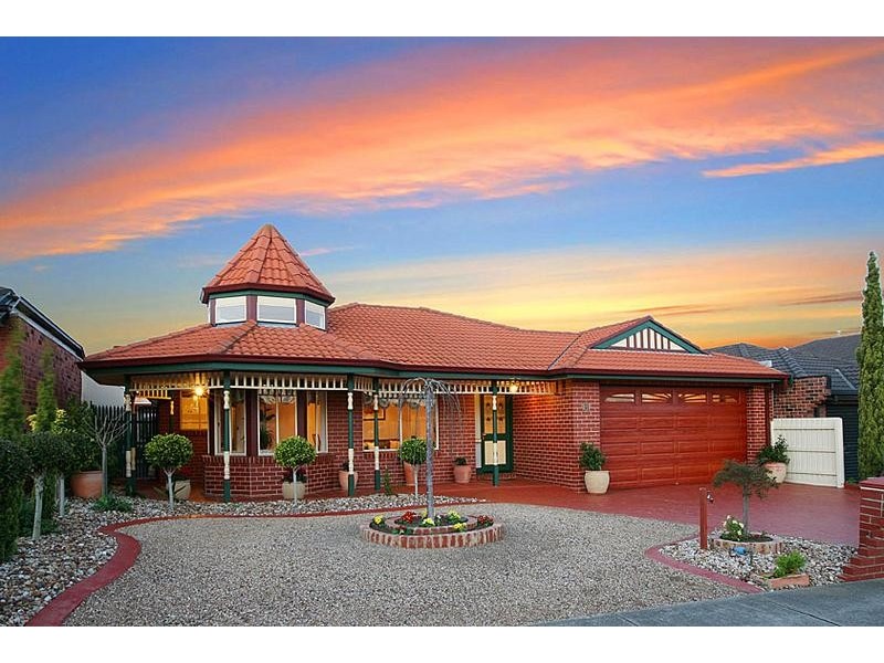 31 Wakelin Crescent, Taylors Lakes VIC 3038