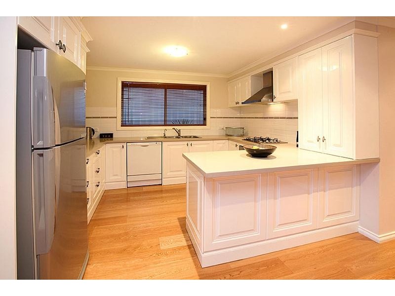 31 Wakelin Crescent, Taylors Lakes VIC 3038