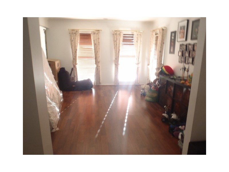 7 Enid Court, Hillside VIC 3037