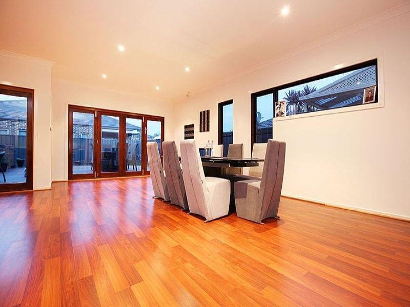 7 Tucker Place, Caroline Springs VIC 3023