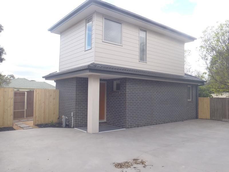 3/18 Viola Avenue, Brooklyn VIC 3012