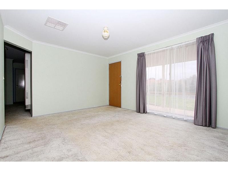 8 Sambuco Court, Sydenham VIC 3037