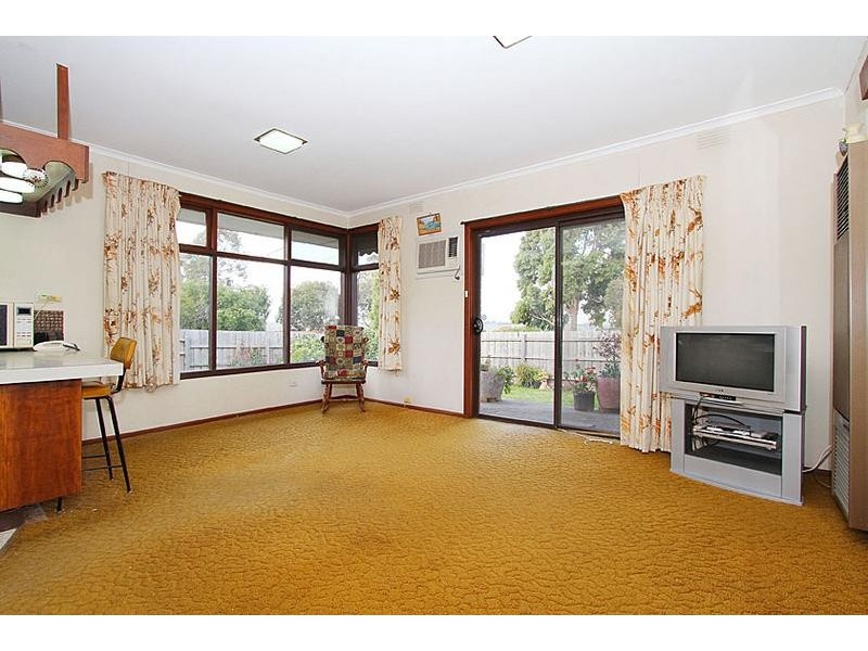 2 Loddon Avenue, Keilor VIC 3036