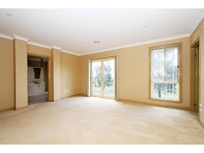 6 View Court, Hillside VIC 3037