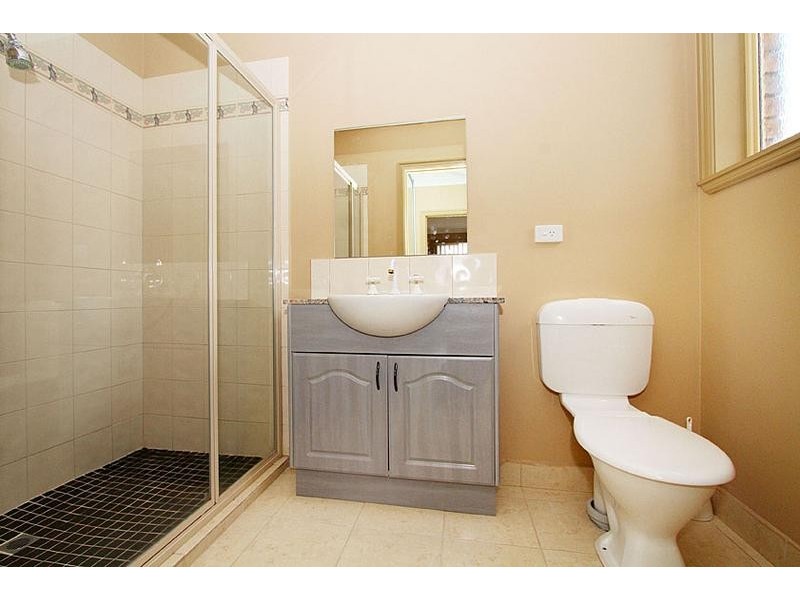 6 View Court, Hillside VIC 3037