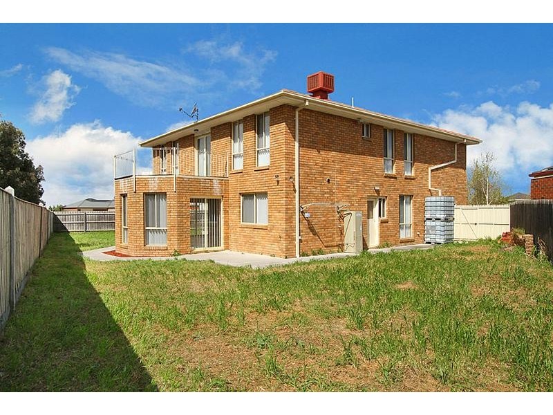 6 View Court, Hillside VIC 3037