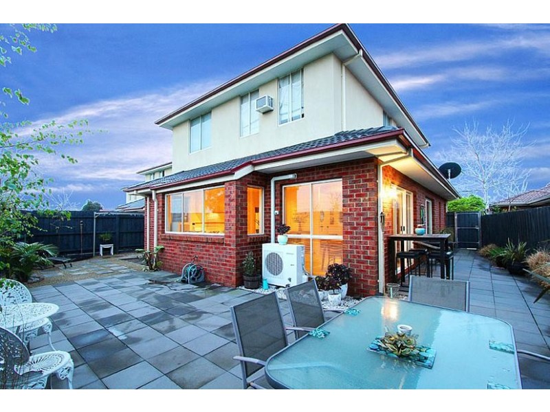 4/1a Thorogood Court, Taylors Lakes VIC 3038