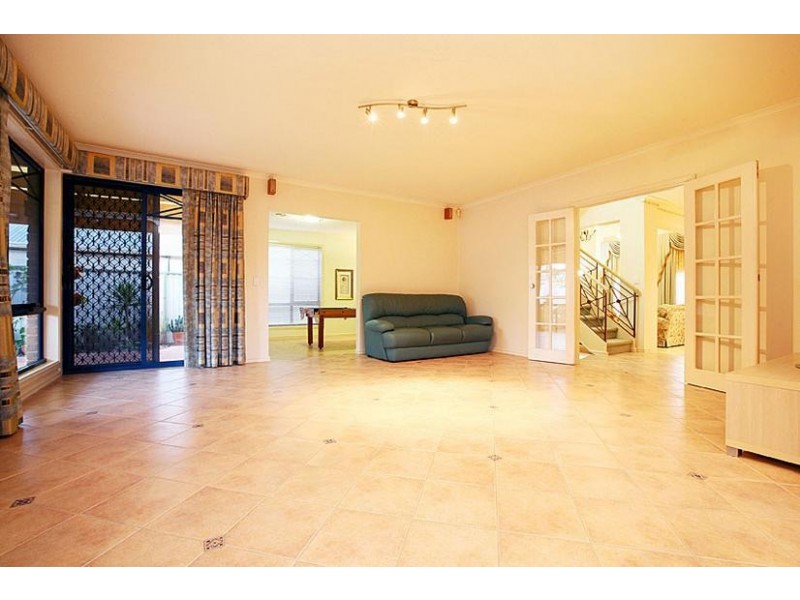 12 Stirling Court, Hillside VIC 3037