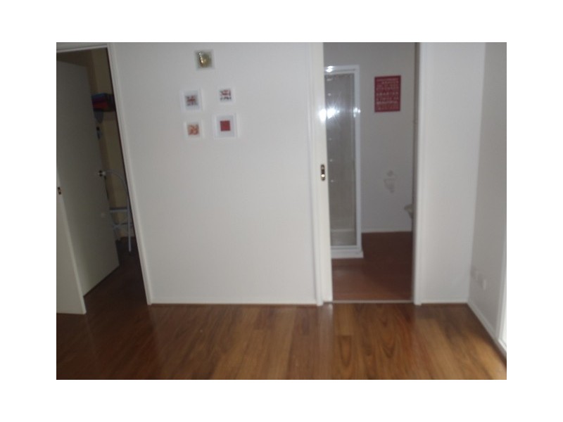 13 Rowell Place, Taylors Lakes VIC 3038