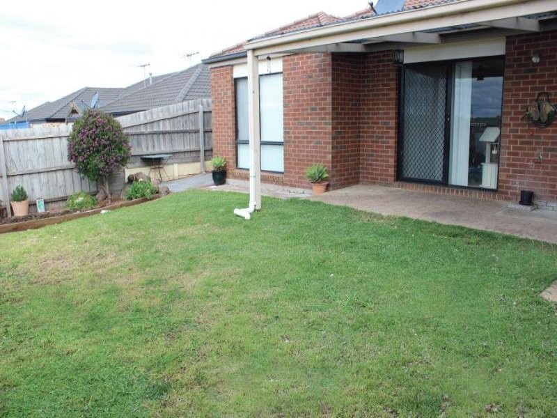 26 Mathisen Terrace, Hillside VIC 3037