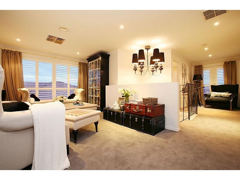 69 McCubbin Drive, Taylors Lakes VIC 3038