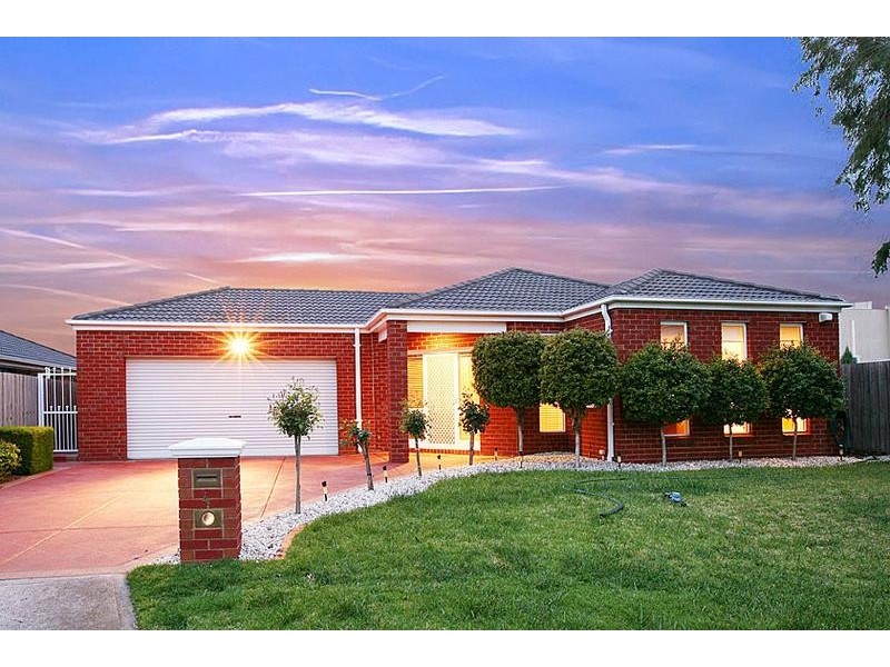 4 Renae Way, Sydenham VIC 3037