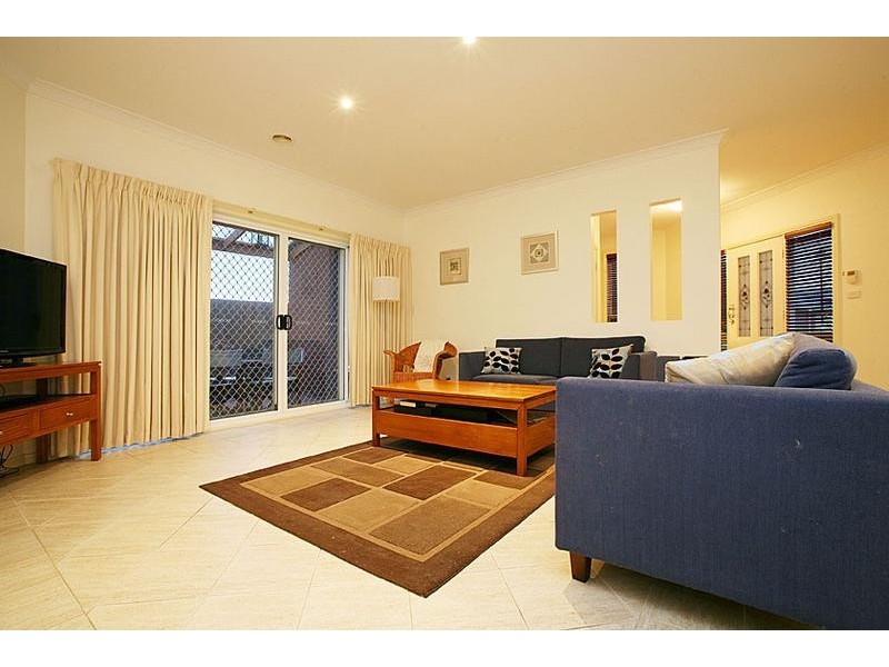 4 Renae Way, Sydenham VIC 3037