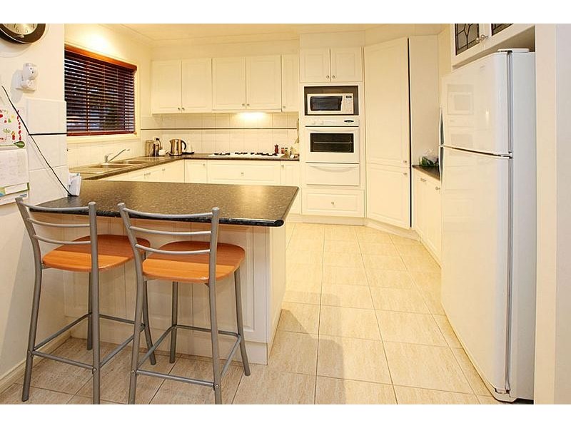 4 Renae Way, Sydenham VIC 3037