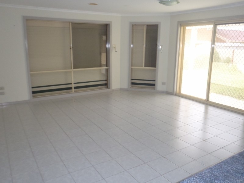 14 Ingoldsby Court, Delahey VIC 3037