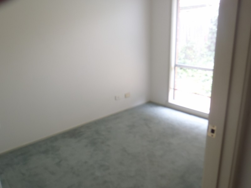 8 Bedingham Drive, Hillside VIC 3037