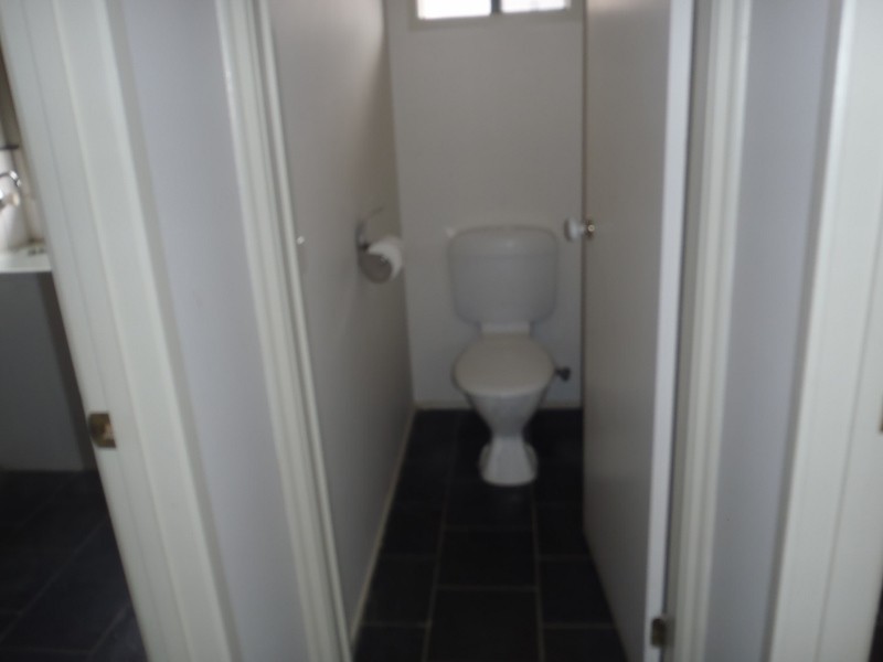 8 Bedingham Drive, Hillside VIC 3037