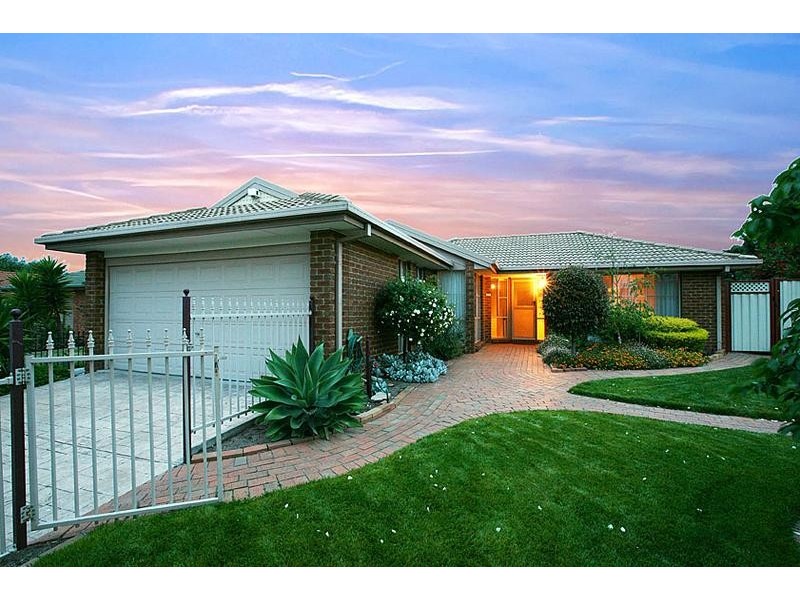 23 Dundee Way, Sydenham VIC 3037