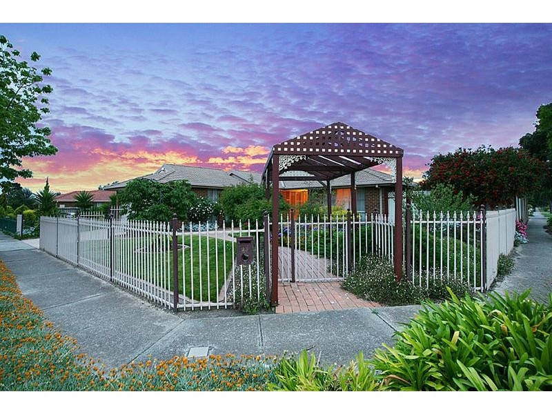 23 Dundee Way, Sydenham VIC 3037