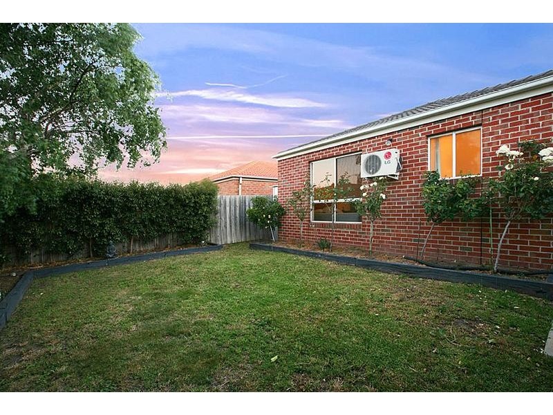 38A Bungarim Wynd, Sydenham VIC 3037