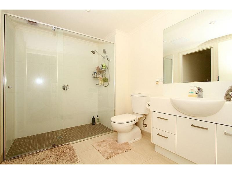 23/21-29 Trickey Avenue, Sydenham VIC 3037