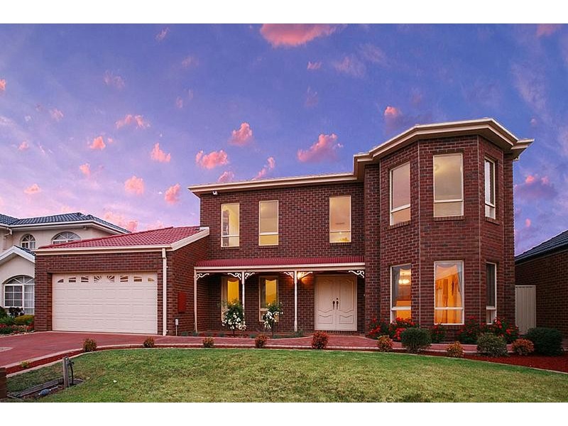 14 Bruce Way, Taylors Lakes VIC 3038