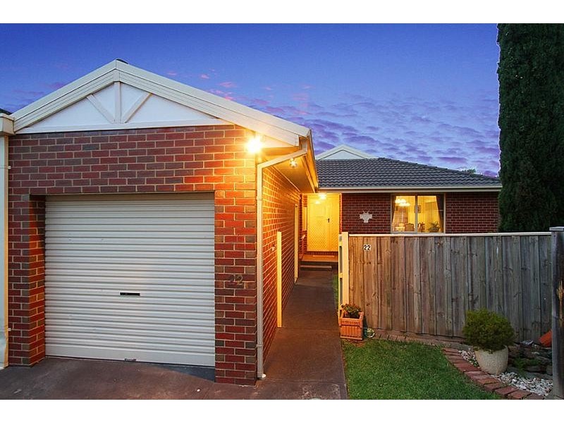 22 Village Avenue, Taylors Lakes VIC 3038