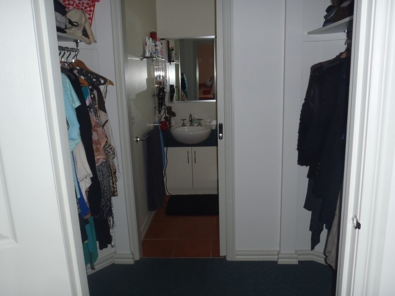 4/70 Community Hub, Sydenham VIC 3037