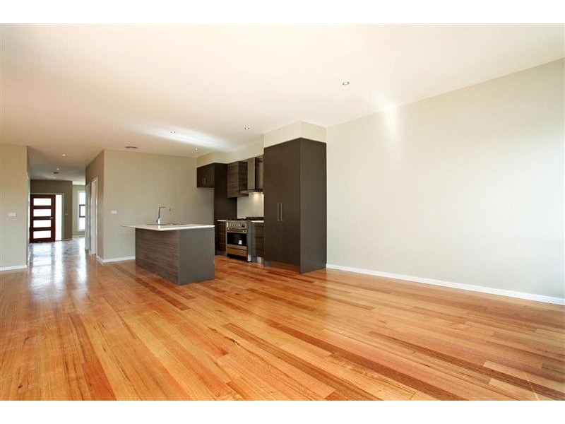 6 Flemington Street, Caroline Springs VIC 3023