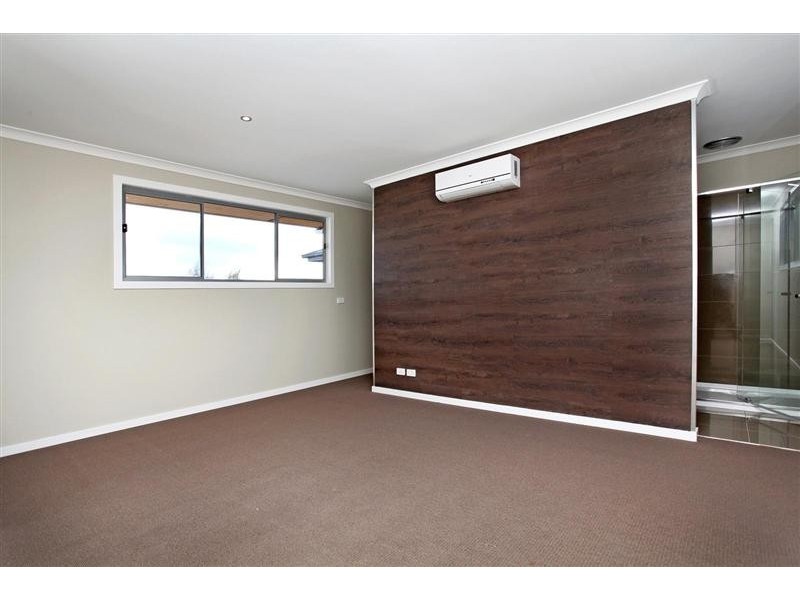 6 Flemington Street, Caroline Springs VIC 3023