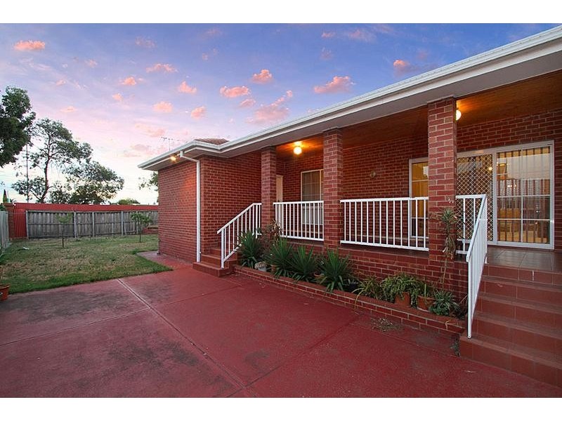 9 Messina Crescent, Keilor Lodge VIC 3038