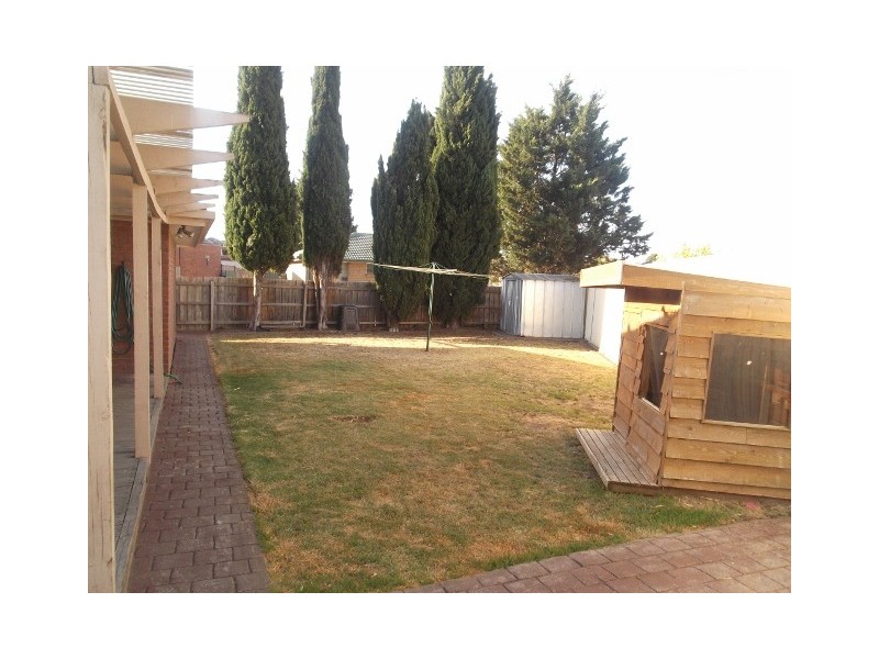 2 Morris Drive, Keilor Downs VIC 3038