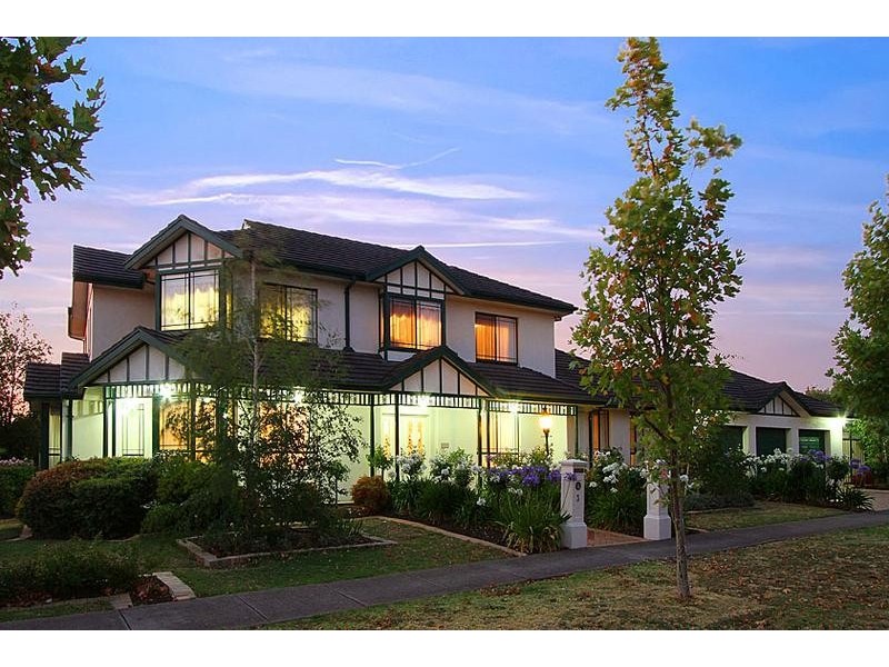 3 The Regency, Hillside VIC 3037