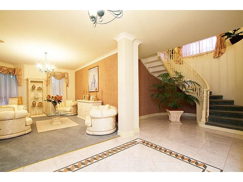 3 The Regency, Hillside VIC 3037