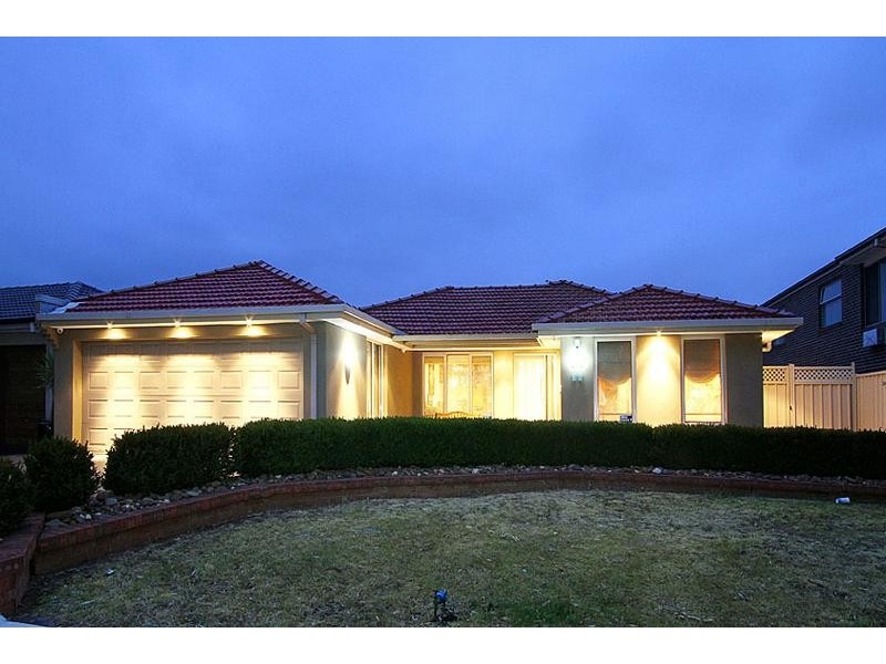 88 Parmelia Drive, Taylors Lakes VIC 3038