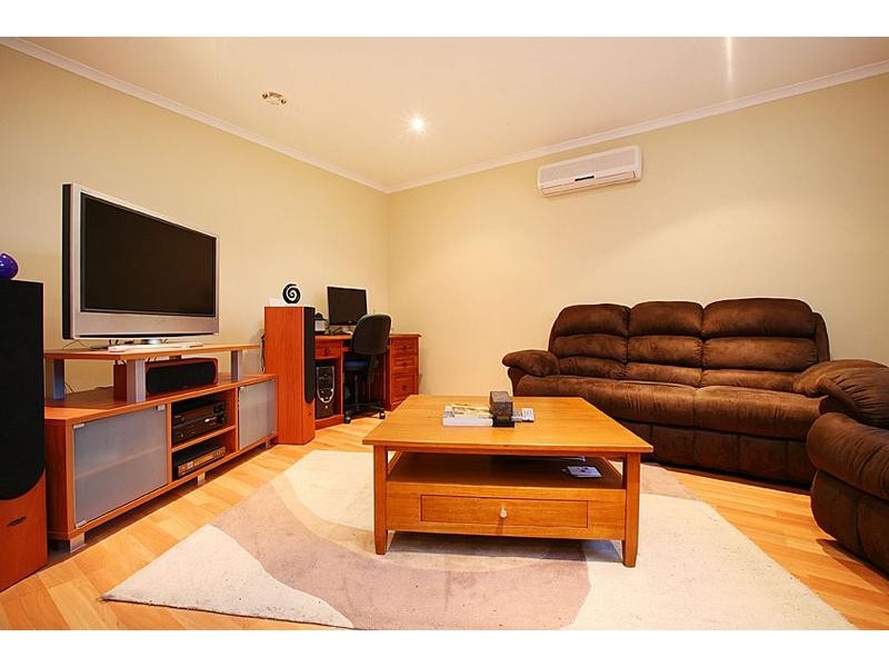 38A Bungarim Wynd, Sydenham VIC 3037