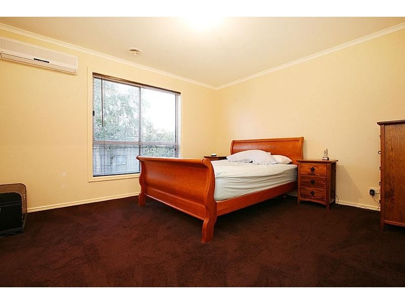 38A Bungarim Wynd, Sydenham VIC 3037