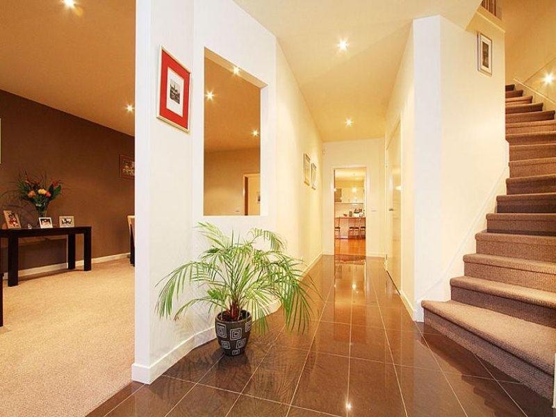 6 Coogee Drive, Taylors Hill VIC 3037