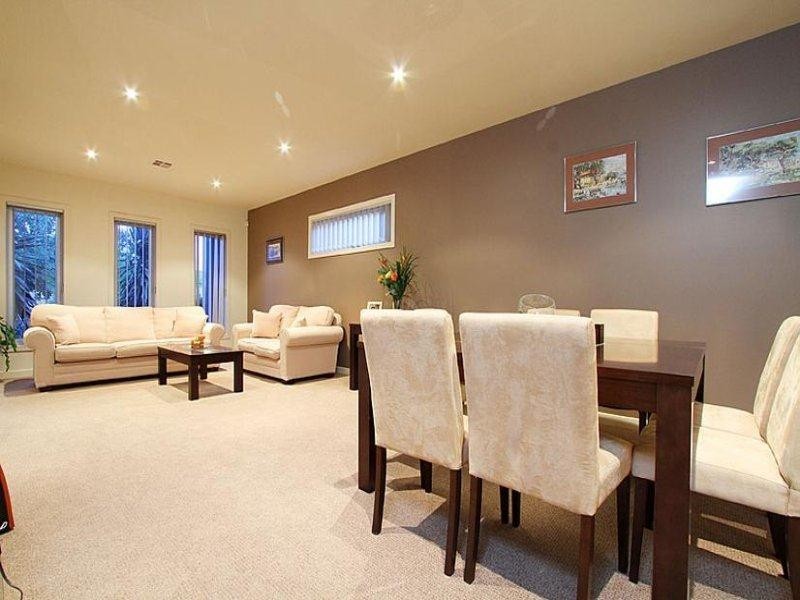 6 Coogee Drive, Taylors Hill VIC 3037