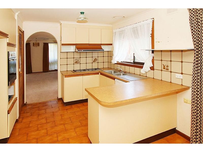 2 Morris Drive, Keilor Downs VIC 3038