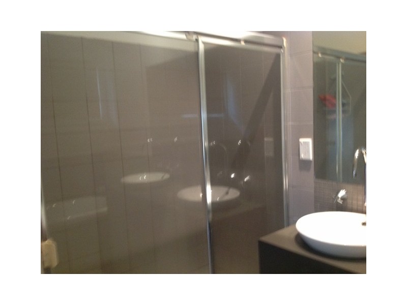 6 Verdon Avenue, Caroline Springs VIC 3023