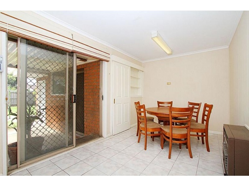 42 Robyn Avenue, Albanvale VIC 3021